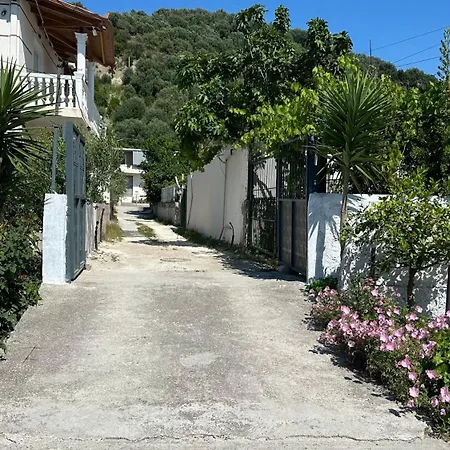 Tiny House * Polisi i Vogel